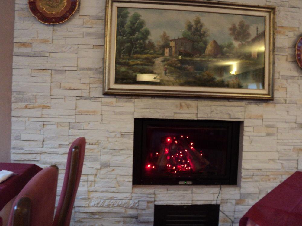 Albergo Del Cacciatore Cremeno Екстериор снимка